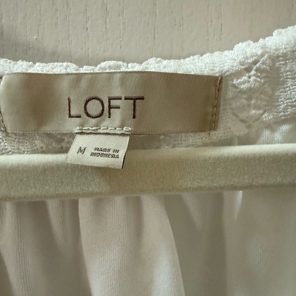 LOFT Ivory Textured Blouse - Picture 3 of 4